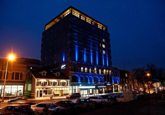 the-holman-grand-hotel